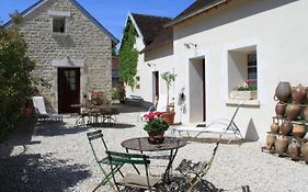 Chambres D'Hotes Saint Nicolas, Maisonnettes Individuelles Dans Propriete Privee